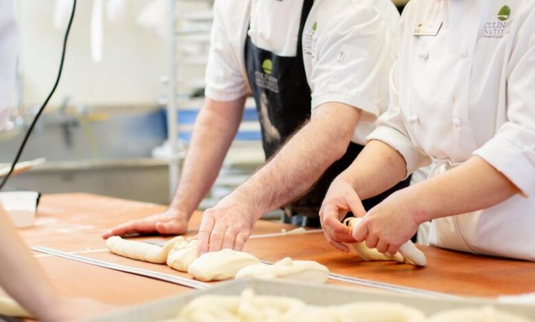 کلاس شیرینی پزی شرق تهران